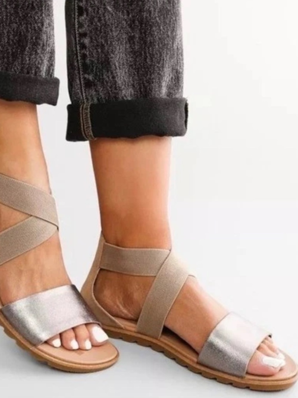 Sorel Ella II Sandals in Ash Brown with Metallic Leather